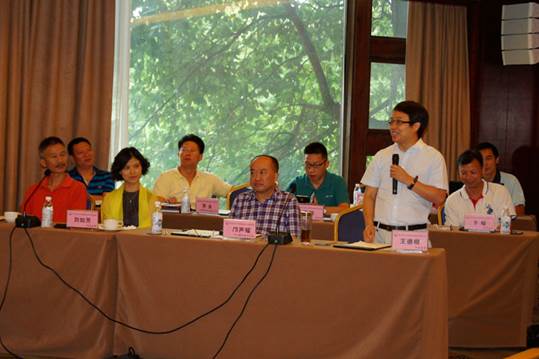 說(shuō)明: E:\畜科\會(huì )議報道\20150731技術(shù)總監論壇\002.JPG